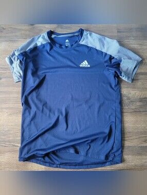 adidas Navy Blue Short Sleeve Athletic Tee with Light Gray Shoulders Size L